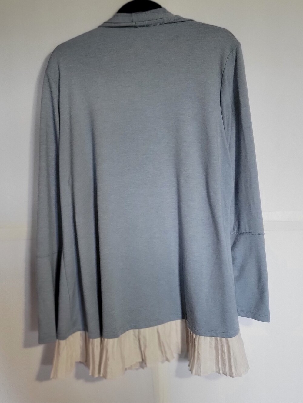 Logo Lounge Ruffled Cardigan - Picture 3 of 4